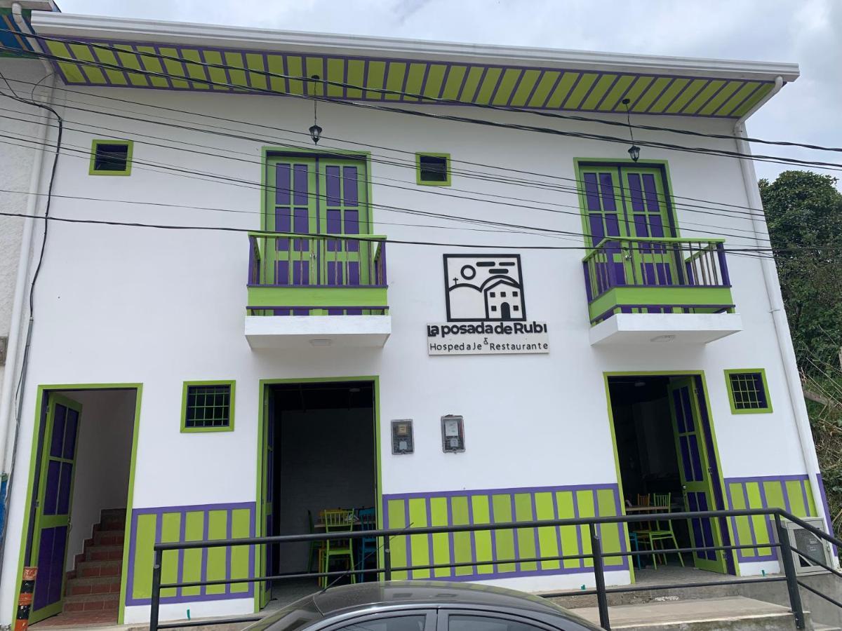 La Posada De Rubi 萨兰托 外观 照片